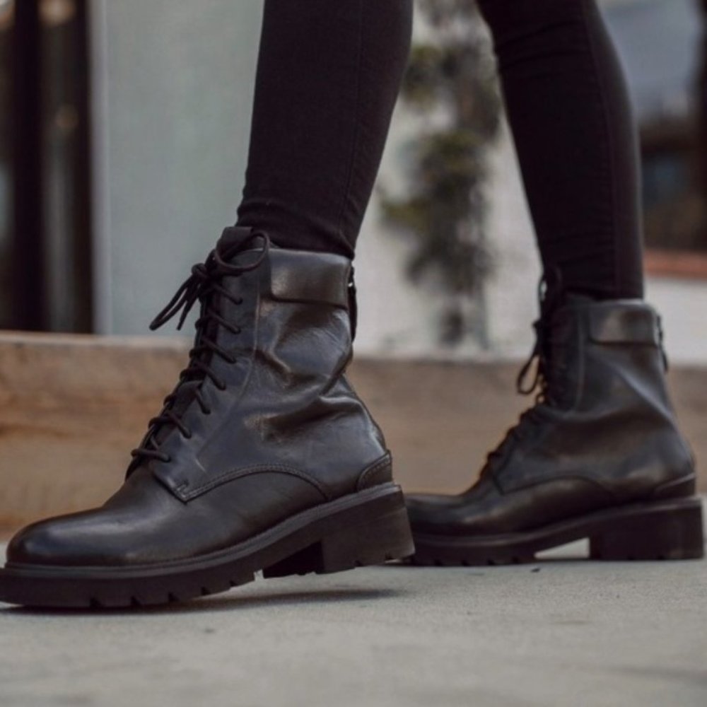 Ladies Size 8 Black Leather Frye Allison Combat Boots w/ Ties & Zipper
